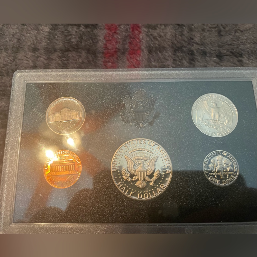 1983-S U.S. Proof Set - Picture 2 of 2